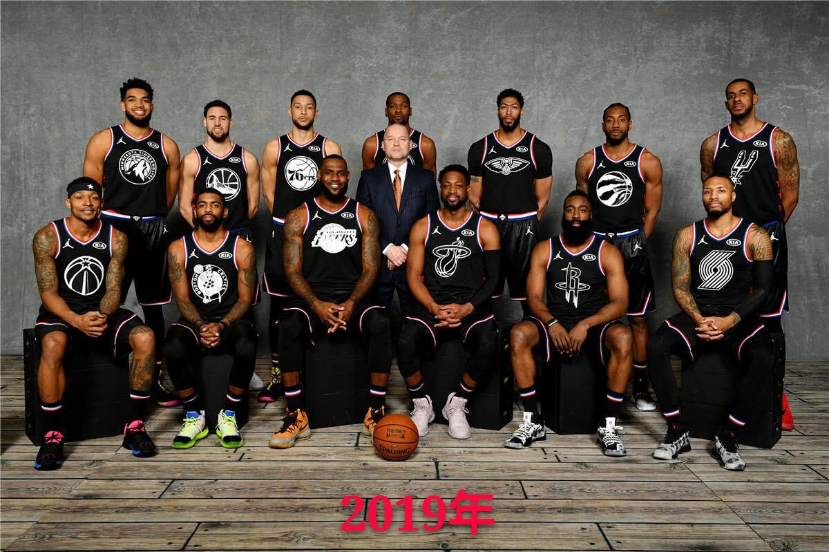 即将离任的 即将离任的